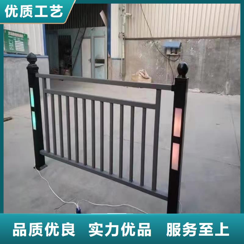 防撞橋梁護(hù)欄橋梁欄桿源頭廠家供應(yīng)