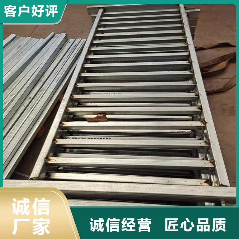 高速環(huán)波梁護(hù)欄廠家直接報(bào)價(jià)