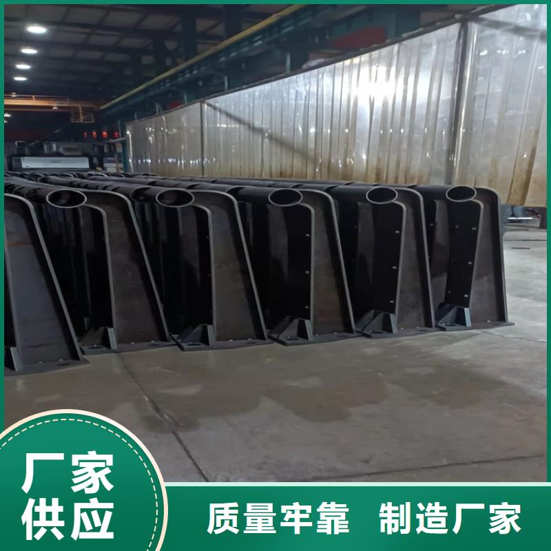 不銹鋼橋梁護(hù)欄品質(zhì)高于同行