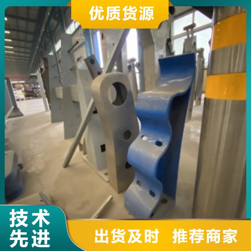 橋梁護(hù)欄河道護(hù)欄應(yīng)用廣泛