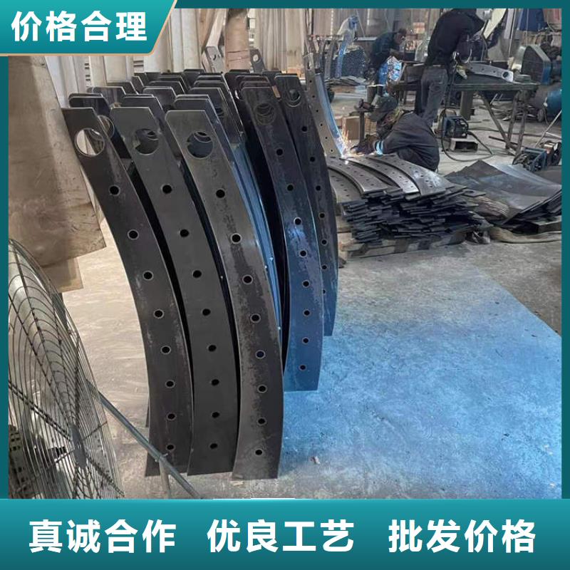 專業(yè)銷售不銹鋼護(hù)欄廠家