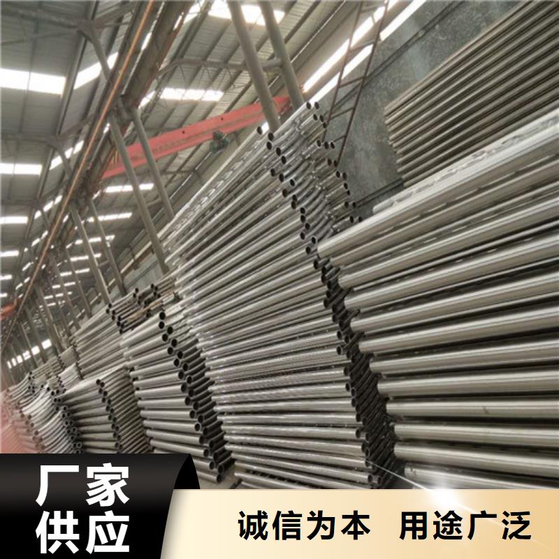 生產(chǎn)銷售防撞護欄廠家