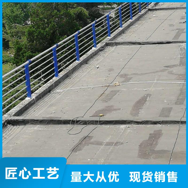 护栏2市政道路防护栏货源足质量好