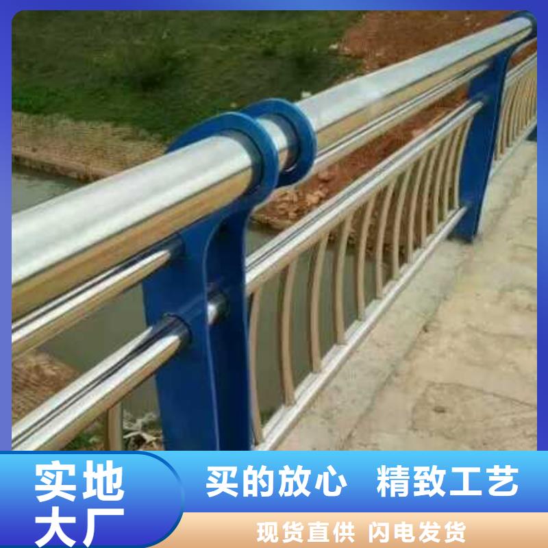 值得信賴的防撞護欄生產(chǎn)廠家