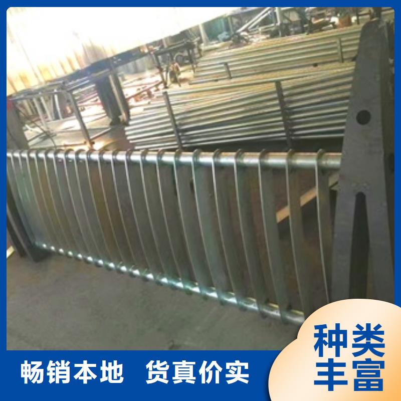 護(hù)欄國(guó)道抗沖擊圍欄自營(yíng)品質(zhì)有保障