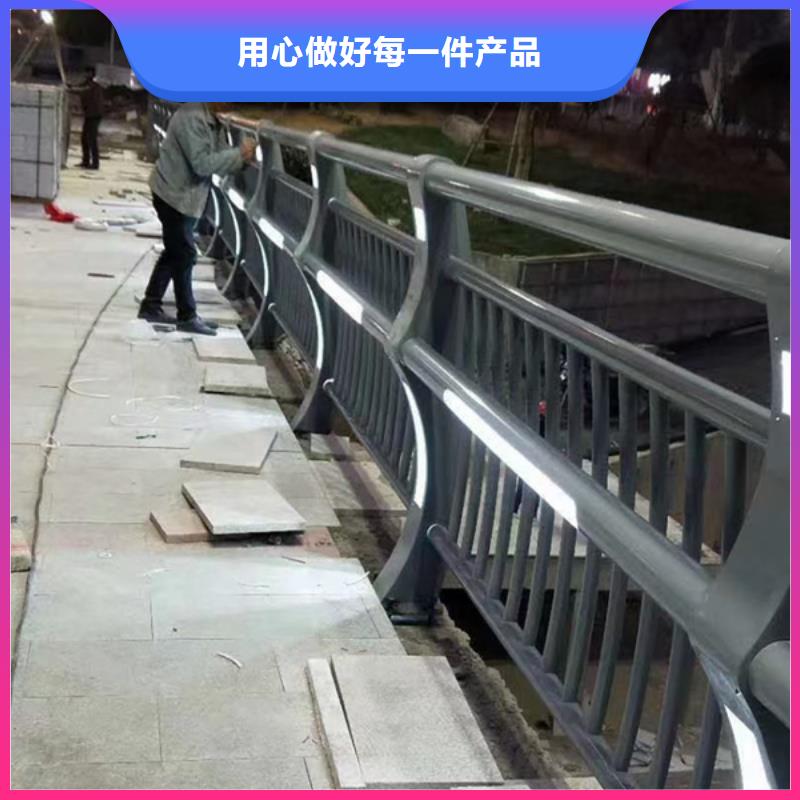 燈光護(hù)欄-橋梁燈光欄桿廠家貨源