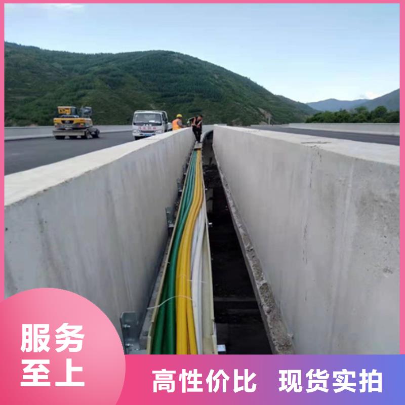 PE硅芯管PE給水管精工細(xì)作品質(zhì)優(yōu)良