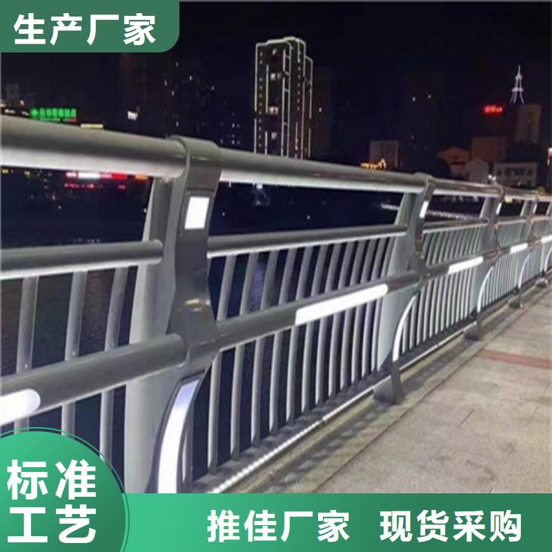 護欄_熱鍍鋅護欄板詳細參數(shù)