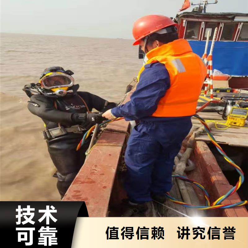  水上浮吊船齊全