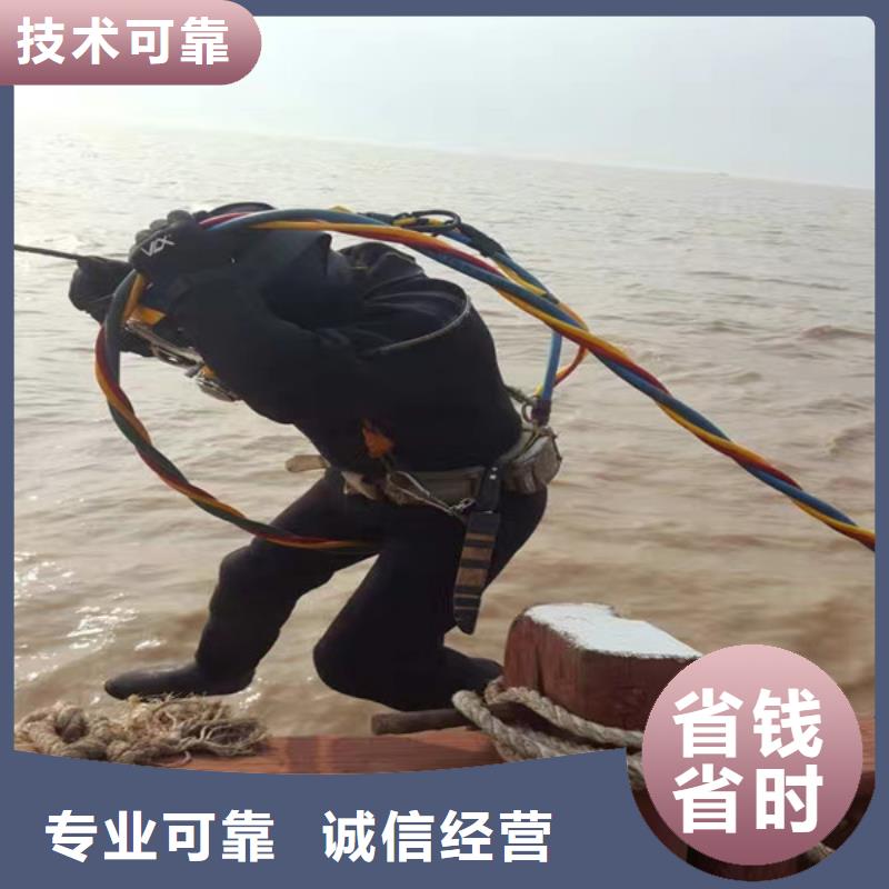 水上浮吊船水下管道安裝