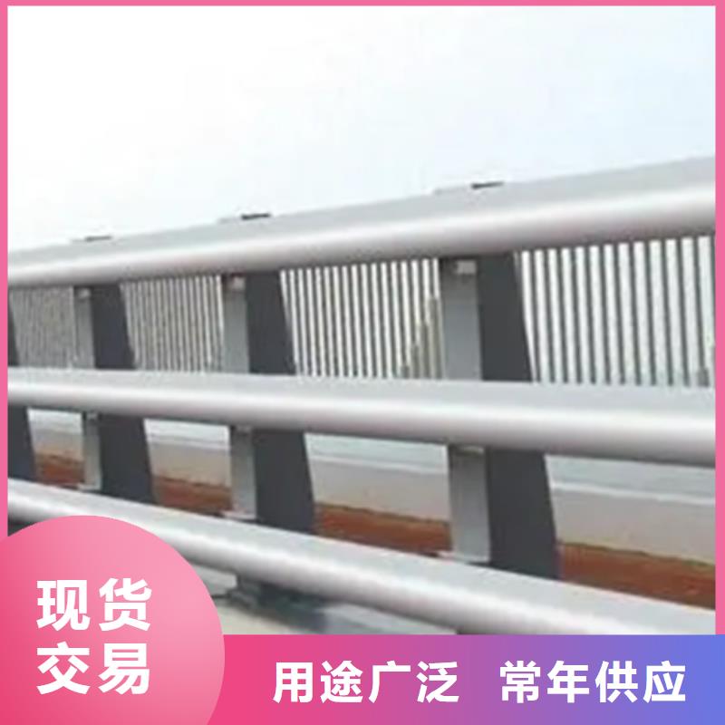 鋁合金護欄不銹鋼立柱質(zhì)量無憂