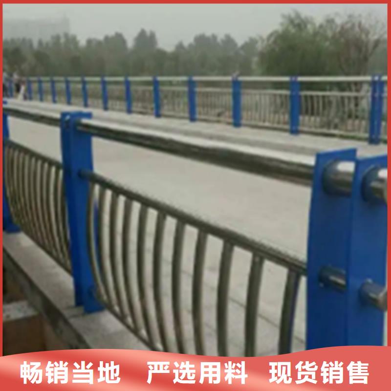 不銹鋼護(hù)欄-鋼板立柱適用場景