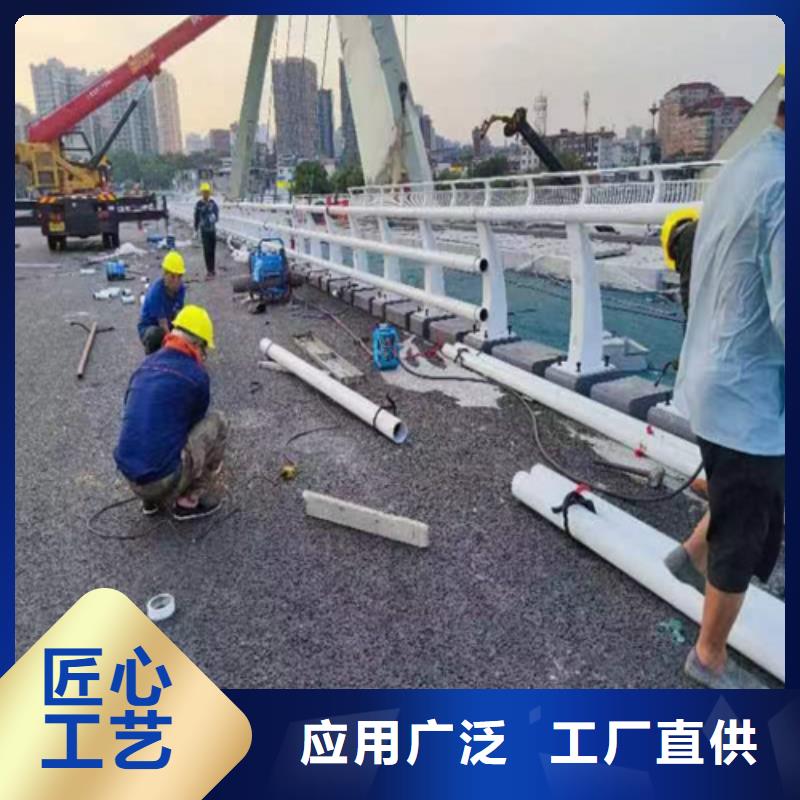 不銹鋼復(fù)合管護(hù)欄,不銹鋼護(hù)欄符合行業(yè)標(biāo)準(zhǔn)