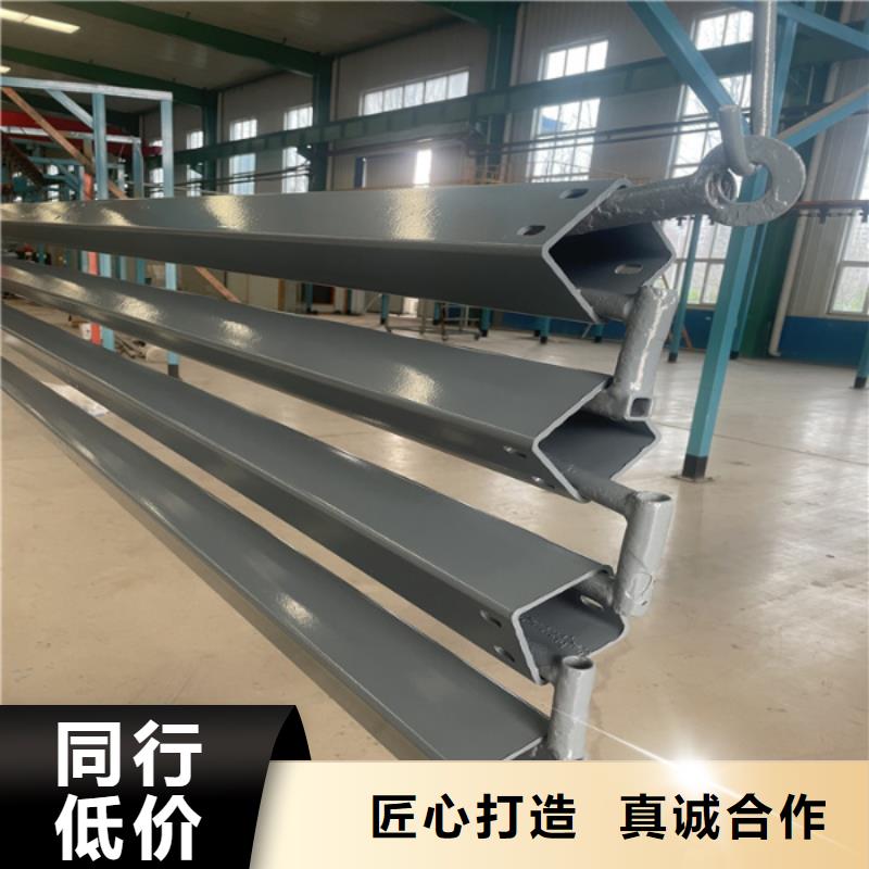 不銹鋼復(fù)合管護(hù)欄防撞護(hù)欄出貨及時(shí)
