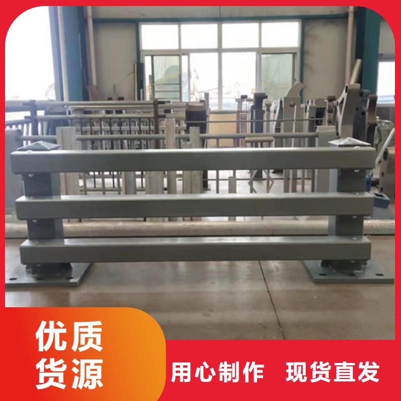 防撞护栏镀锌波形护栏随心所欲定制