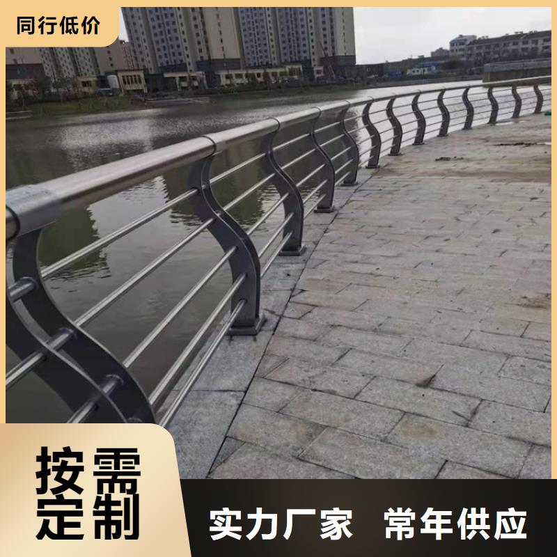 防撞护栏镀锌波形护栏随心所欲定制