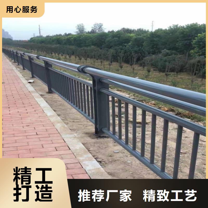 景觀護(hù)欄-防撞立柱廠家實力雄厚