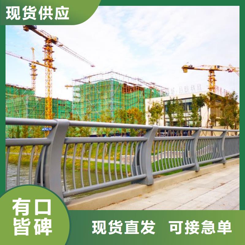 有現(xiàn)貨的防撞立柱基地