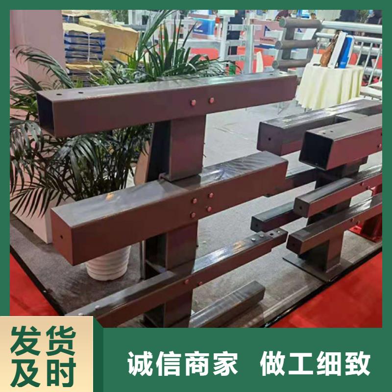 不銹鋼橋梁欄桿防撞護欄現(xiàn)貨直發(fā)