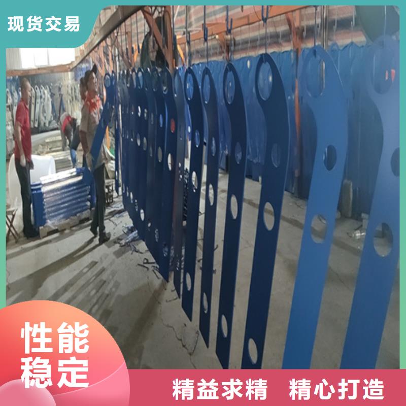 桥梁护栏立柱中央分隔栏工厂直营