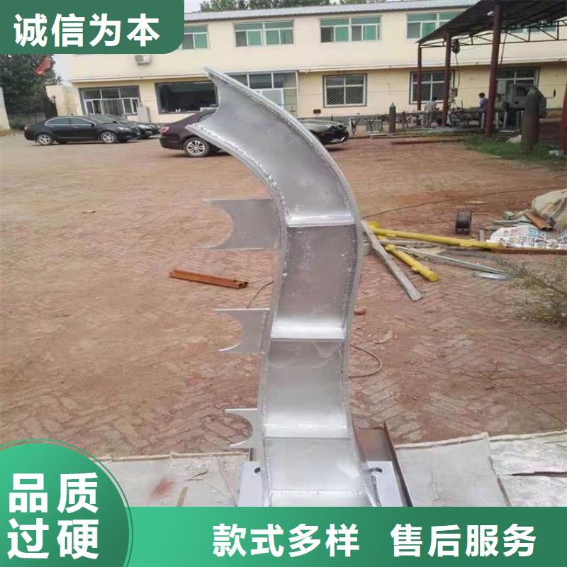 桥梁护栏立柱,镀锌管景观护栏拥有核心技术优势