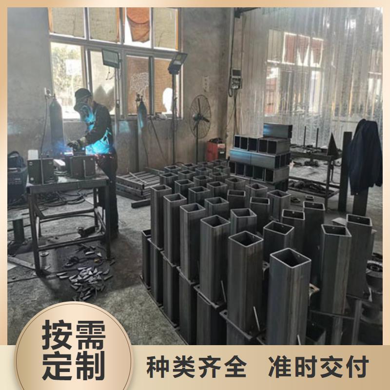護(hù)欄,橋梁景觀欄桿專業(yè)生產(chǎn)設(shè)備