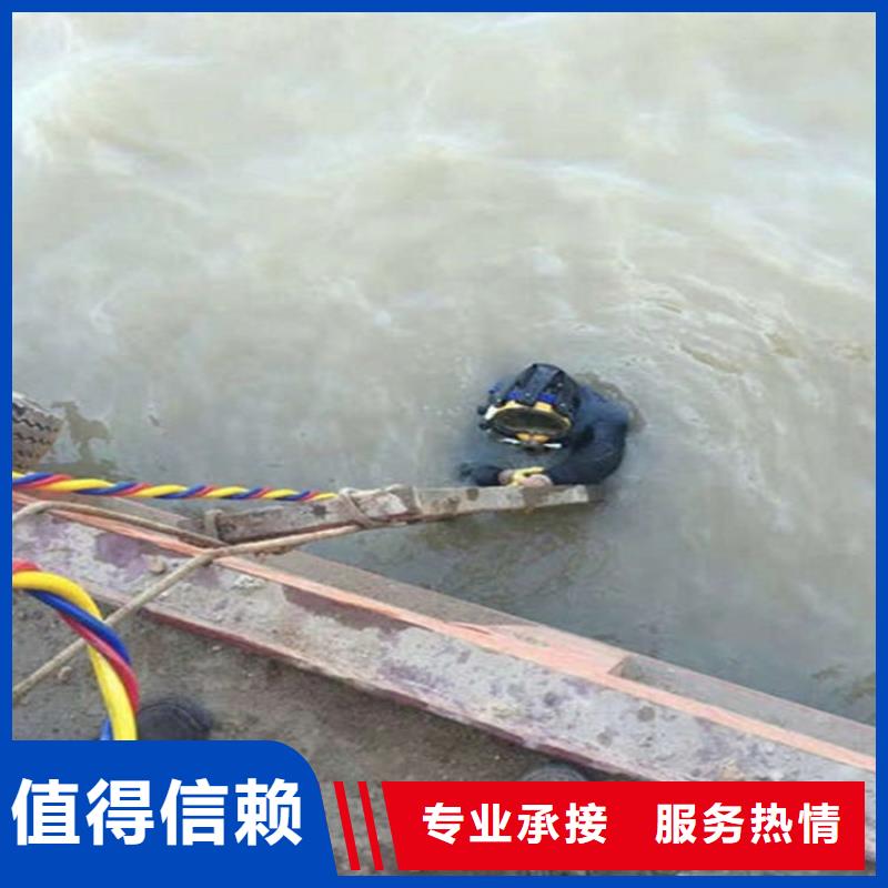 水下水下打撈汽車技術(shù)精湛