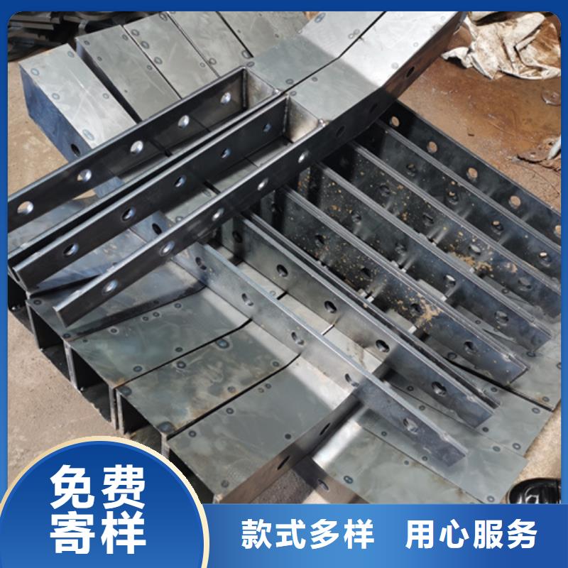 護(hù)欄立柱道路護(hù)欄供應(yīng)商
