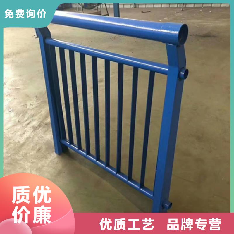 不銹鋼復合管護欄中央分隔欄優(yōu)選貨源