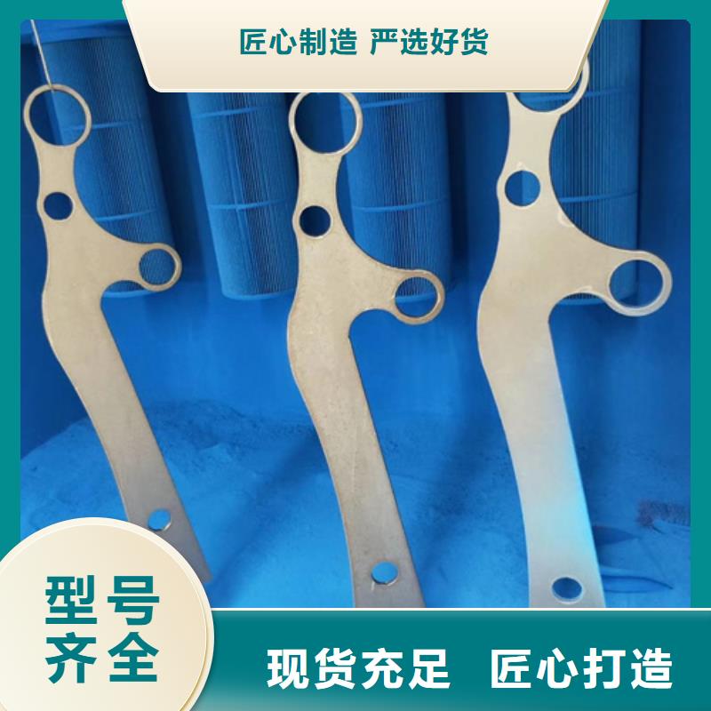 護(hù)欄立柱不銹鋼復(fù)合管橋梁護(hù)欄選擇大廠家省事省心