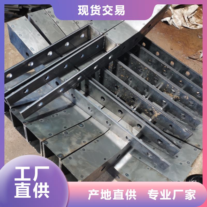 護(hù)欄立柱-鋁合金護(hù)欄生產(chǎn)經(jīng)驗(yàn)豐富