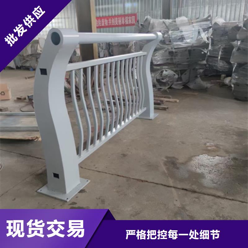 防撞護(hù)欄LED防護(hù)欄桿實(shí)力大廠家