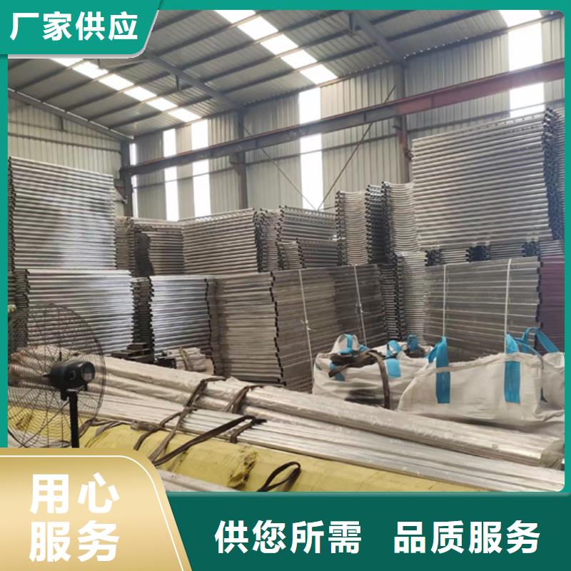 不銹鋼復(fù)合管護欄-不銹鋼立柱可定制有保障