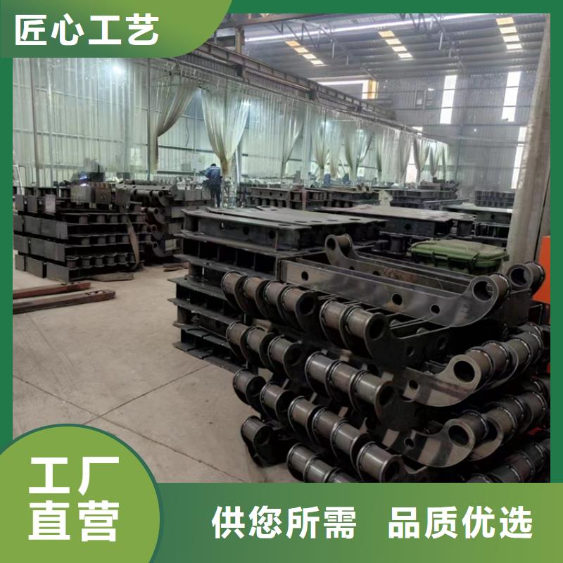 防撞護(hù)欄不銹鋼復(fù)合管橋梁護(hù)欄現(xiàn)貨充足量大優(yōu)惠