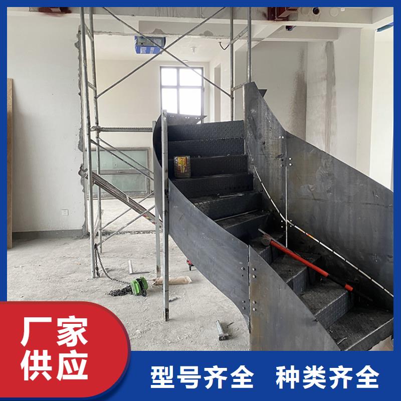 蚌埠钢结构玻璃扶手楼梯免费出CAD图纸