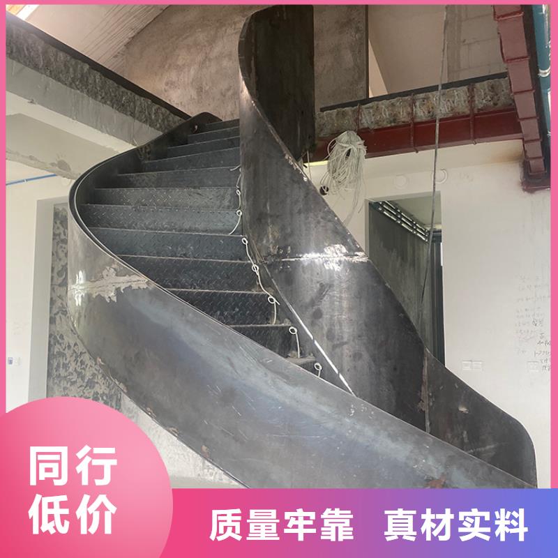 秦皇島市北戴河別墅樓梯流線型