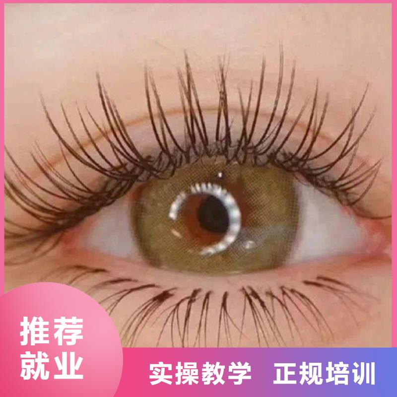 紋繡美發(fā)學校師資力量強
