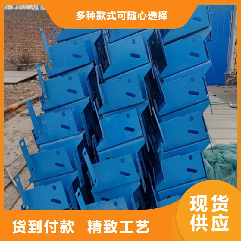 庫存充足的波形梁鋼護欄板生產(chǎn)廠家
