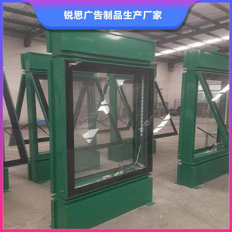 太陽能不銹鋼指路牌太陽能路廠家真實拍攝品質(zhì)可靠