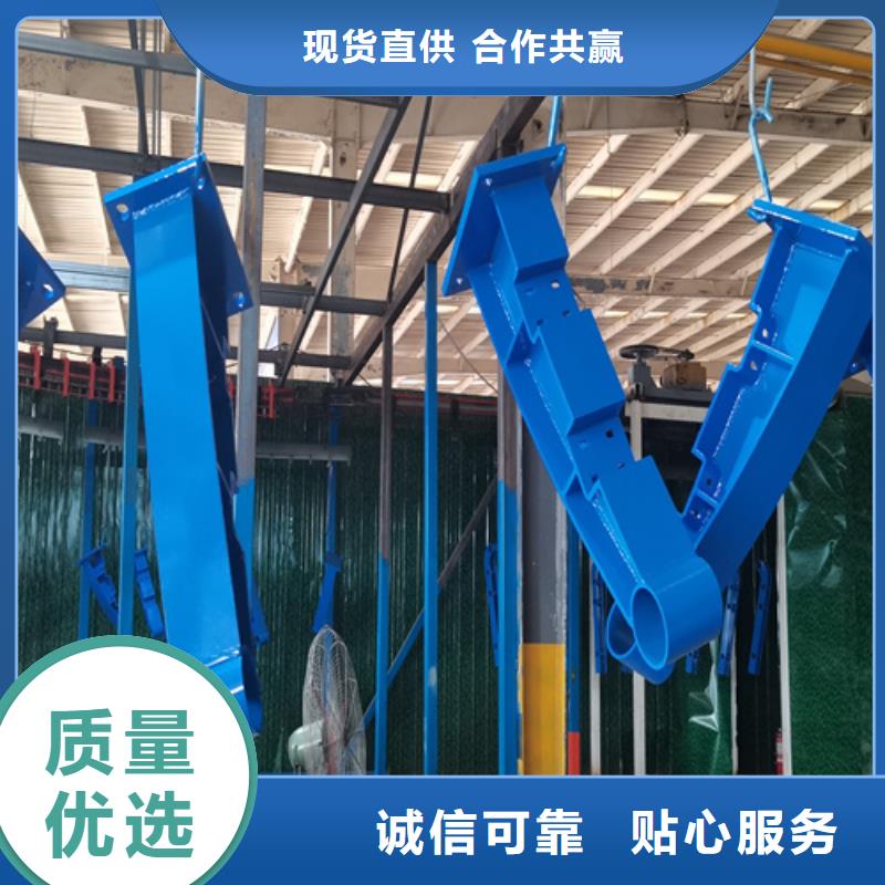 人行道護(hù)欄-防撞燈光欄桿廠實(shí)力優(yōu)品