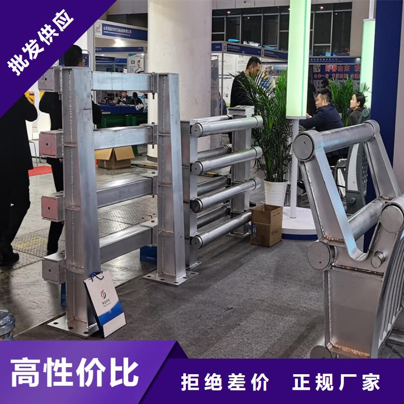 橋梁護欄_不銹鋼復合管廠家隨心所欲定制