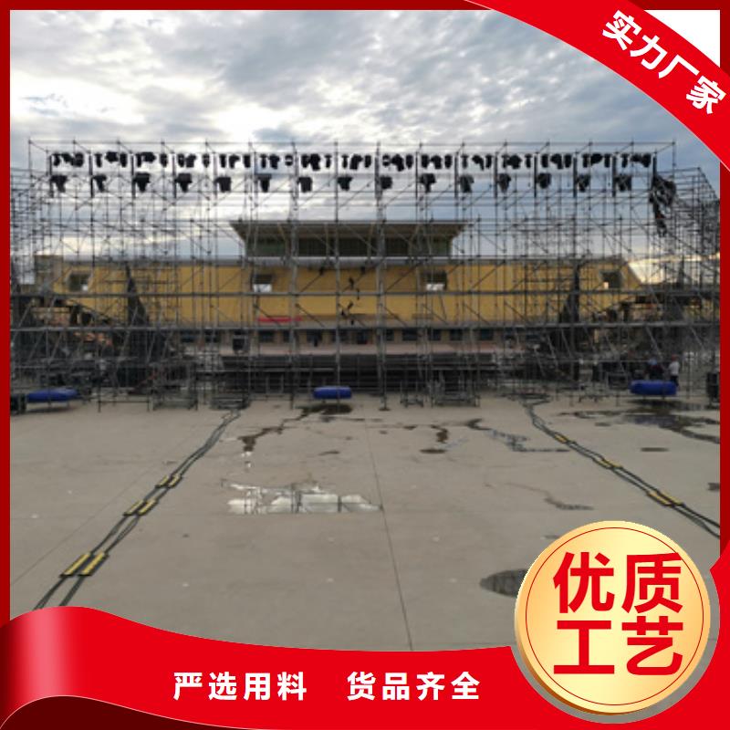 靜音發(fā)電車租賃_2800kw發(fā)電機租賃實拍展現(xiàn)