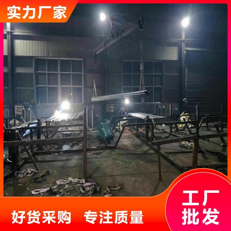 鋼花管現(xiàn)貨周邊庫房