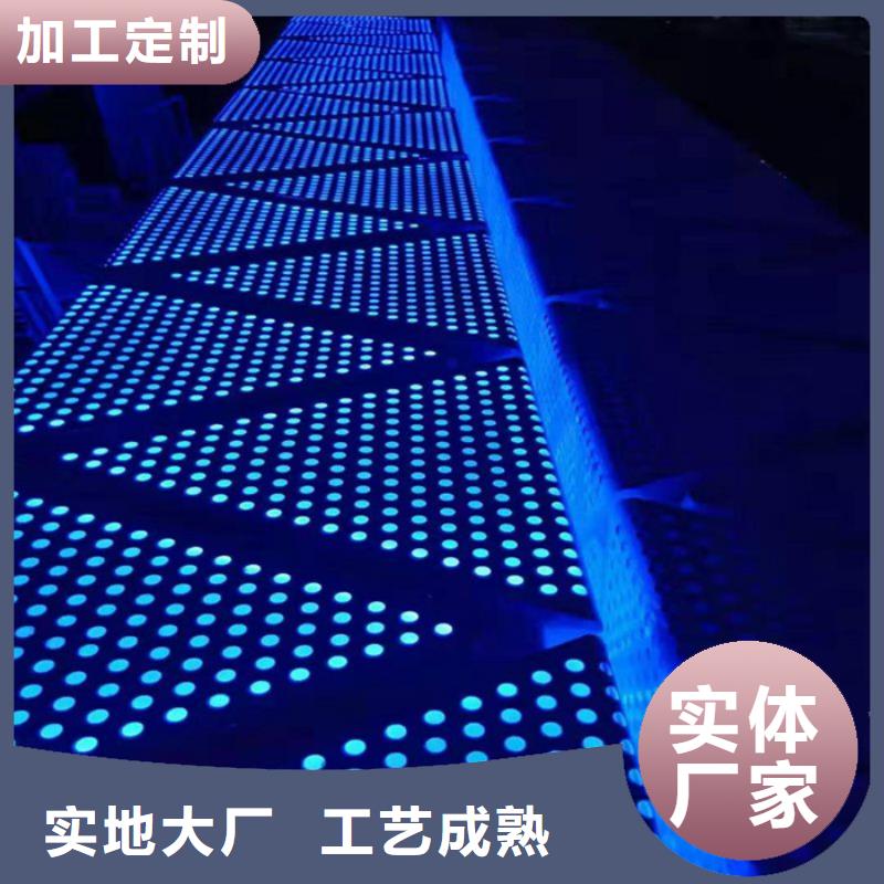 精神堡壘真石漆崗?fù)S家直銷大量現(xiàn)貨