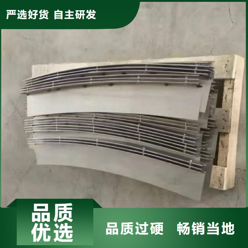方形700*700窨井蓋現(xiàn)貨供應(yīng)建通鑄造廠家