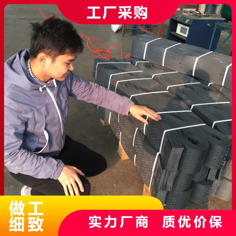 土工格室高分子复合金蜂巢用心做产品