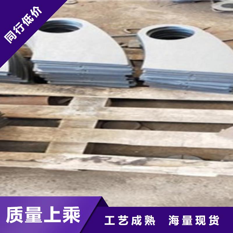 不銹鋼復(fù)合管201不銹鋼復(fù)合管護(hù)欄廠家量大從優(yōu)