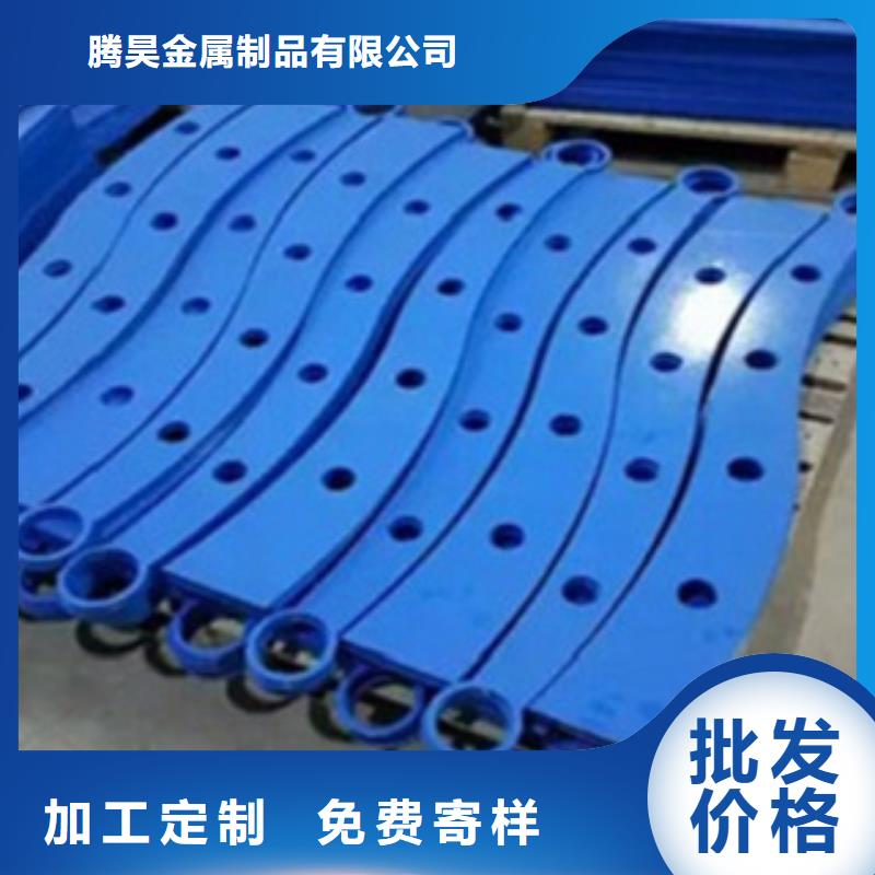 不銹鋼復(fù)合管護(hù)欄_不銹鋼復(fù)合管道路護(hù)欄多年行業(yè)積累
