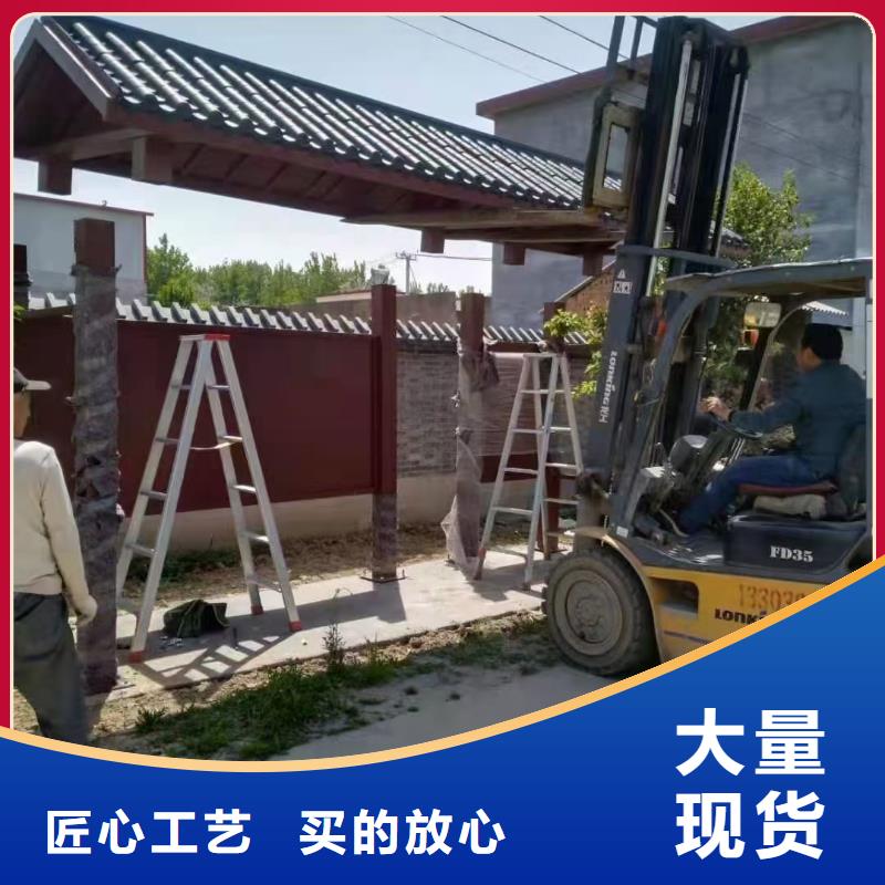 不銹鋼公交站臺(tái)候車亭來廠考察