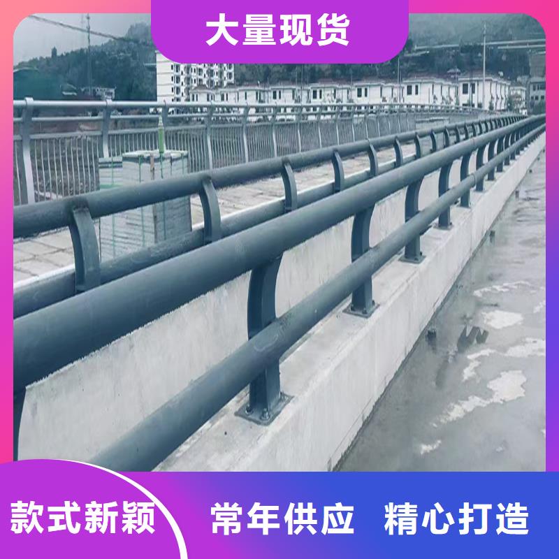 生產(chǎn)道路燈光護(hù)欄今年新款閃電鋁合金燈光護(hù)欄